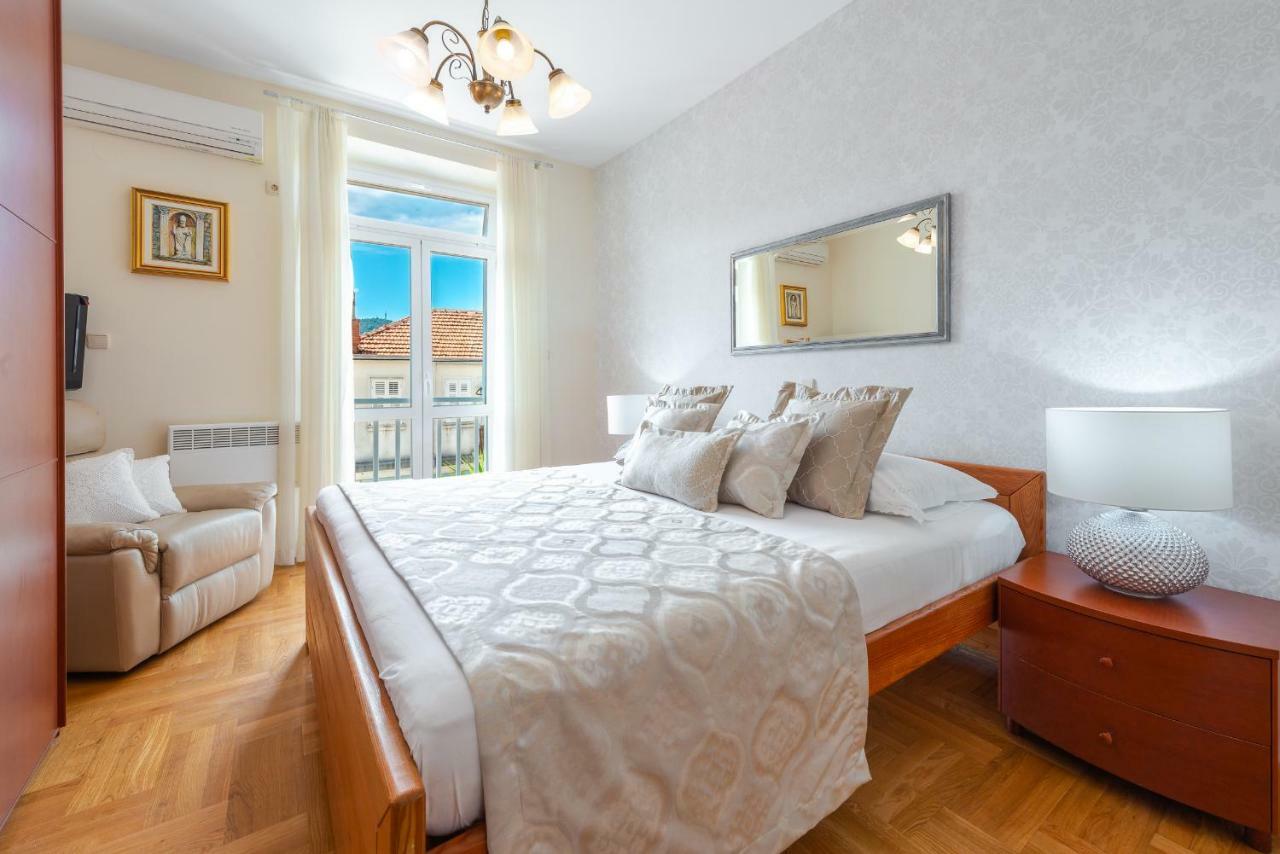 Superior Stunning Apartment Gravosa With A Free Parking Dubrovnik Exterior foto