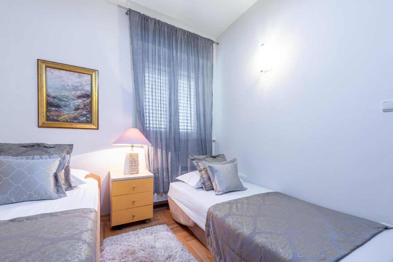 Superior Stunning Apartment Gravosa With A Free Parking Dubrovnik Exterior foto